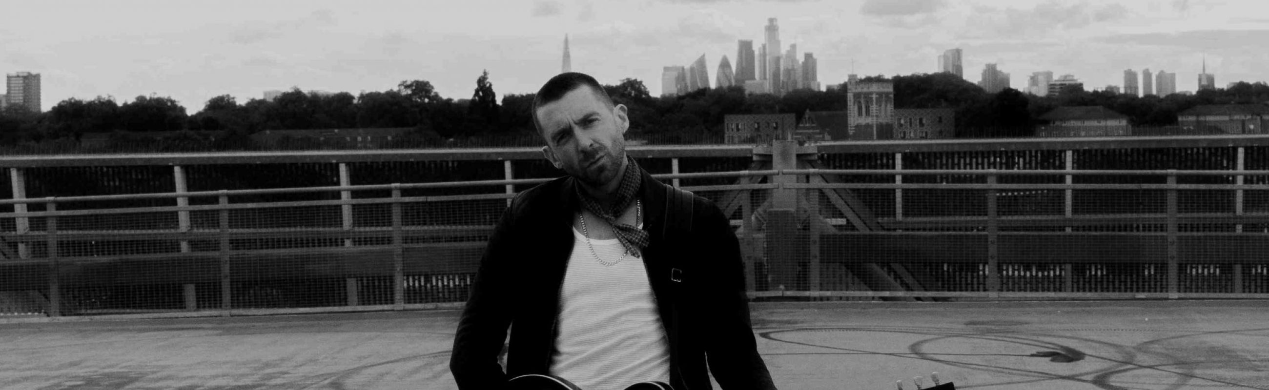 Miles Kane Photo